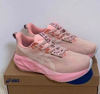 ASICS NOVABLAST 5 Beige/Rosa