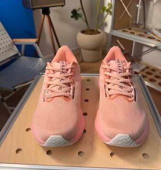 ASICS NOVABLAST 5 Beige/Rosa