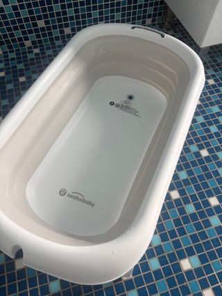 Trona Bebeconfort + Bañera plegable Asalvo