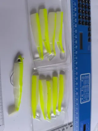 Señuelos vinilos depredadores spinning