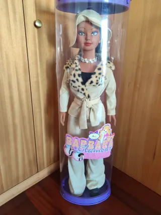 Boneca Bárbara Glamour Antiga