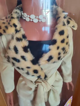 Boneca Bárbara Glamour Antiga