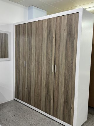 Armario 4 Puertas Nuevo Rebajado