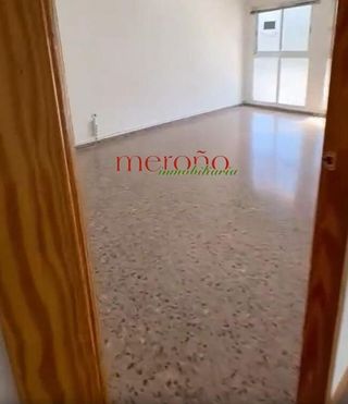 Local comercial en alquiler en Sector V en Elche