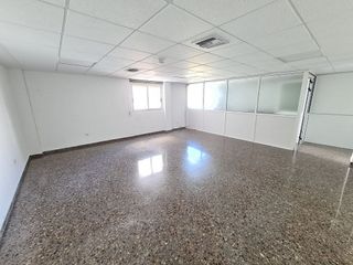 Oficina en alquiler en Zona Avenida al Vedat en Torrent