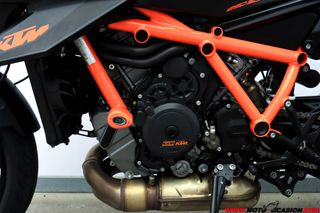 KTM 1290 SUPER DUKE R
