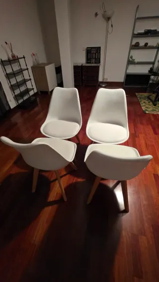 Sillas Nórdicas Blancas