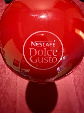 Cafetera Dolce Gusto Roja