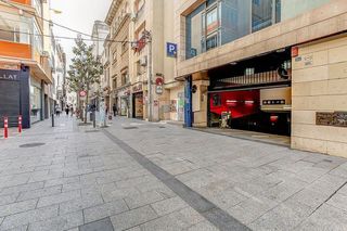 Garaje en alquiler en Centre en Sabadell