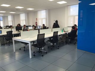 Oficina en alquiler en Palacio de Congresos - Urbadiez - Entrepuentes en Sevilla