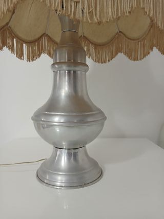 Lampada da tavolo alluminio e tessuto