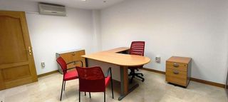 Oficina en venta en Huerta Rosales - Valdepasillas en Badajoz
