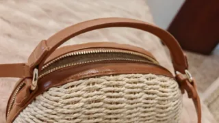 Bolso de mimbre Parfois