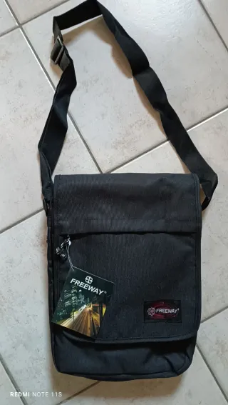 Borsa tracolla porta PC Freeway