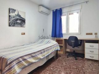 Piso en alquiler en Ensanche - Diputación en Alicante