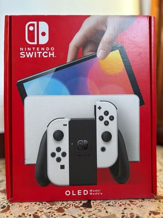 Nintendo Switch OLED + 2 Juegos