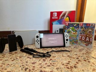 Nintendo Switch OLED + 2 Juegos