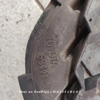 Rejilla Delantera Toyota Yaris 2011 original