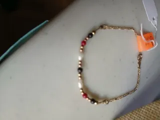 Pulsera Golfield con perlas y cuentas multicolor