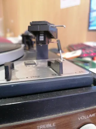 Tocadiscos Bettor EF 143