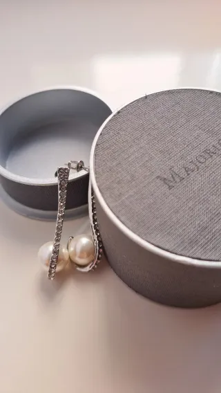 Pendientes Majorica de acero hipoalergénico