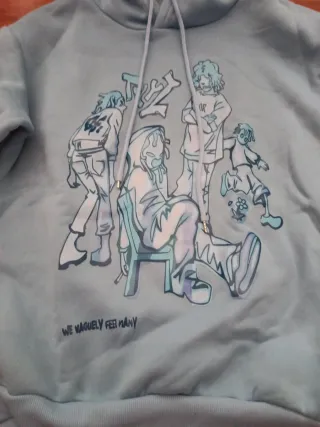 Sudadera azul con estampado 45 cm ancho x 60 largo