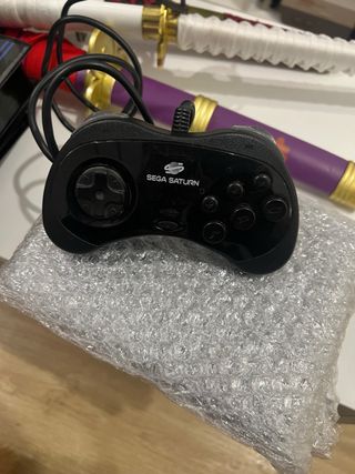 Sega Saturn Negra + Mando + Memoria