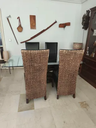 Mesa de comedor cristal con pie de hierro fundido