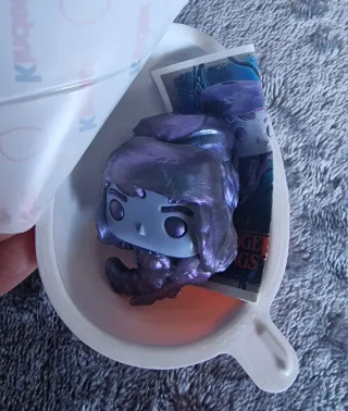 Kinder Joy Stranger Things Funko Pop Eddie UD