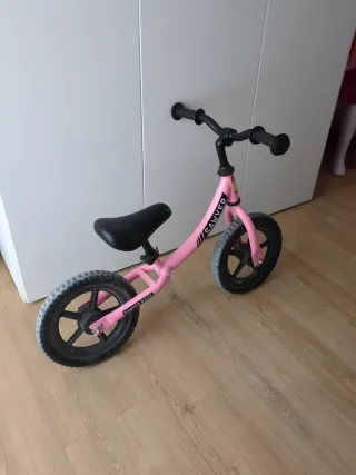 Bicicleta de equilibrio rosa Sawyer