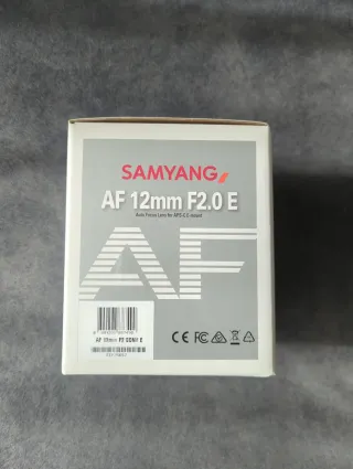 Objetivo Samyang AF 12mm F2.0 APS-C Sony E