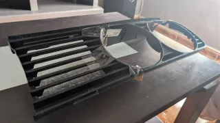 Rejilla Delantera Izquierda BMW E30