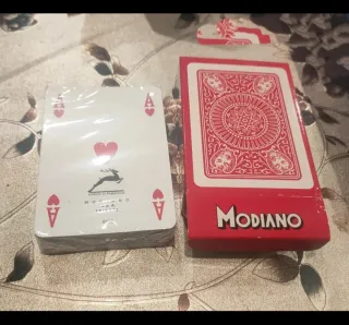 Scatola Poker Modiano con gettoni e carte