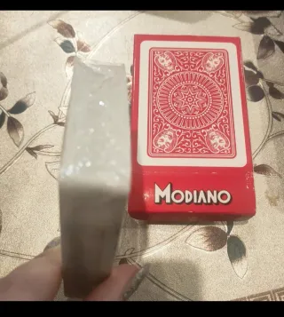 Scatola Poker Modiano con gettoni e carte