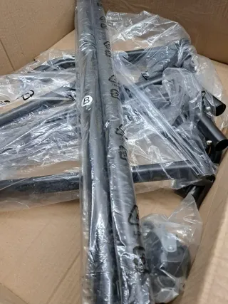 Perchero Metálico Amazon Basics Negro