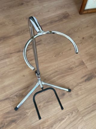 Pie de guitarra cromado