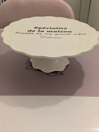 Alzata in ceramica per dolci