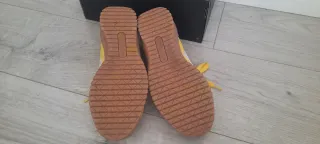 Zapatillas Converse Amarillas