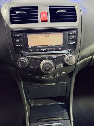 HONDA ACCORD VII 2.0