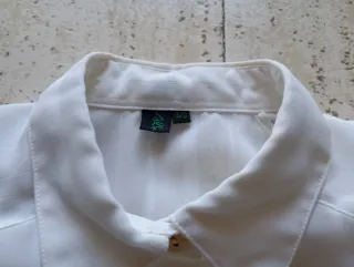 Camisa blanca elegante