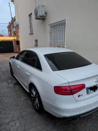 Audi S4 2013