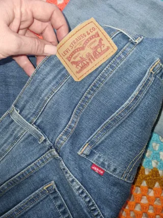 Pantalones Levi's 501 Talla 30 como se vé fotos.