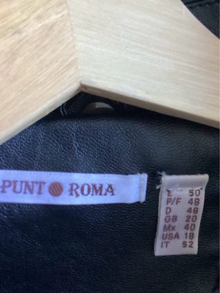 Cazadora Punto Roma efecto piel negra