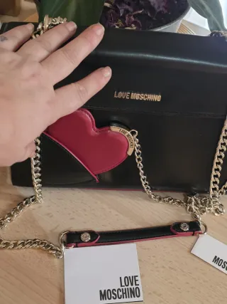 Bolso Love Moschino Negro y Rojo