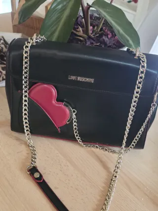 Bolso Love Moschino Negro y Rojo