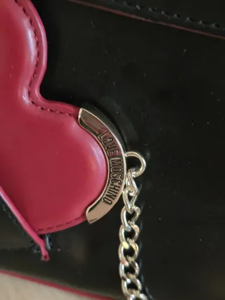 Bolso Love Moschino Negro y Rojo