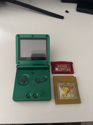 Game Boy Advance SP + juegos