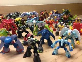 Lote Figuras Gormiti