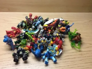 Lote Figuras Gormiti