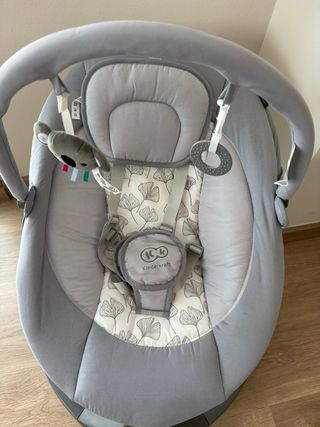 Silla mecedora Kinderkraft LULI con música